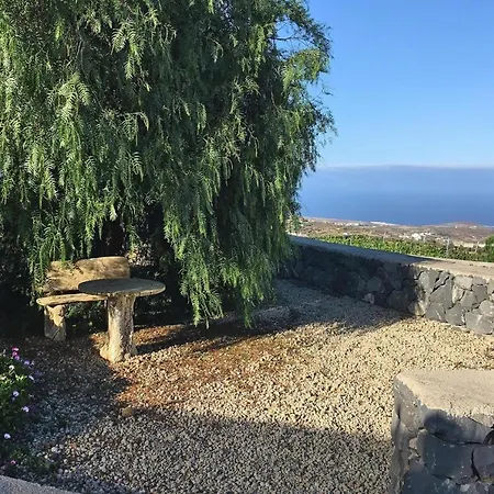 Apartmán Beautiful In Arico With Garden
