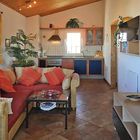 Apartmán Beautiful In Arico With Garden *